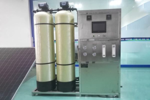 Commercial water purification system
