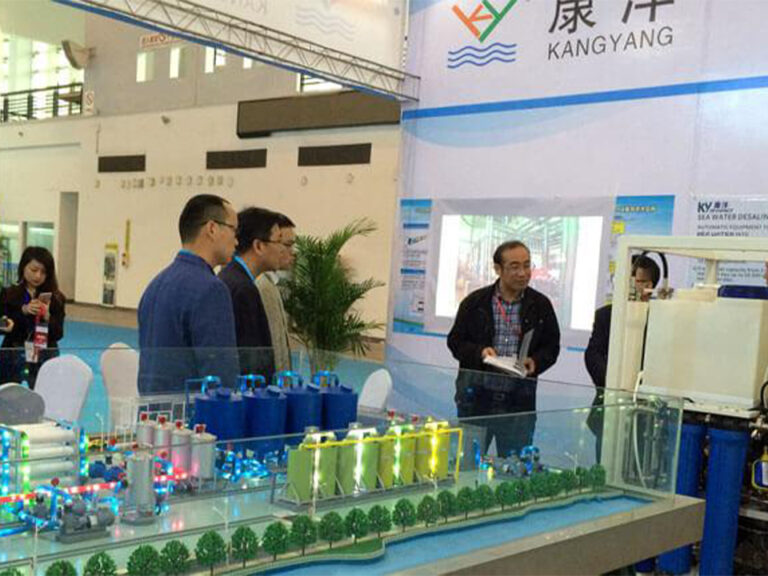Menghadiri Pameran Peralatan & Aplikasi Desalinasi Air Laut 2016